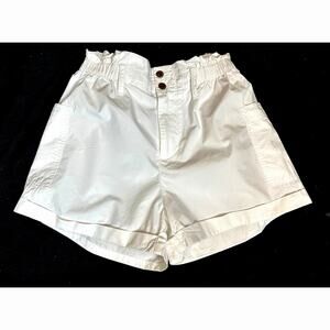 Cotton Paper Bag Waist Hip Pockets Urban Outfitters Shorts White size S